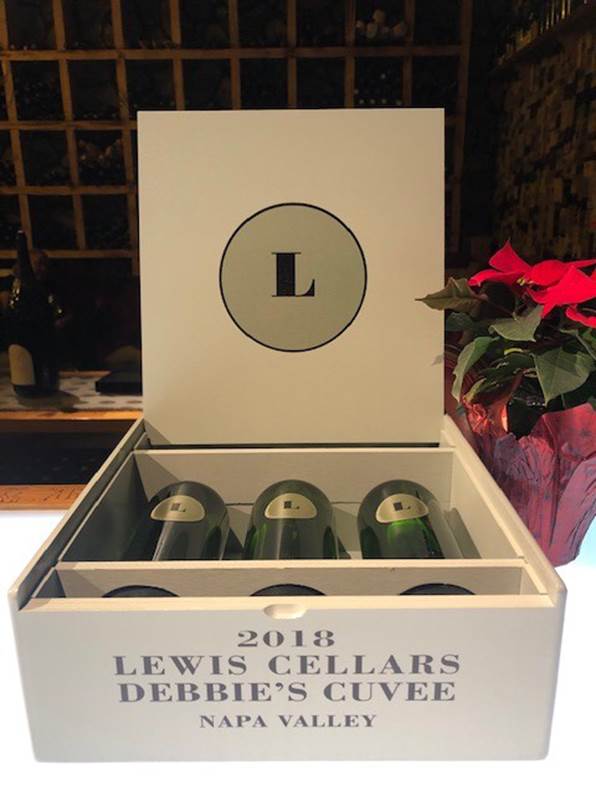 A picture containing text, indoor, container, box  Description automatically generated