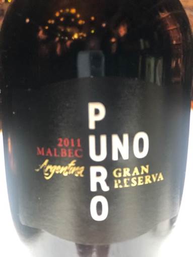 A close up of a bottle    Description automatically generated with low confidence